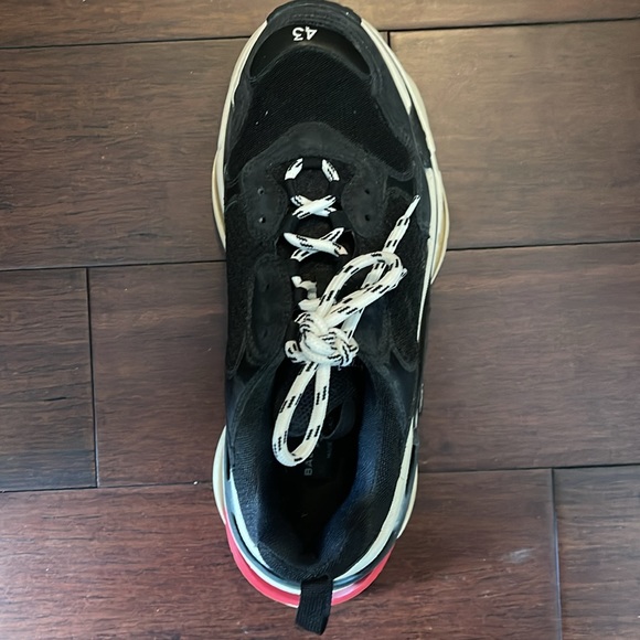 Never worn, great shape. - Picture 2 of 2